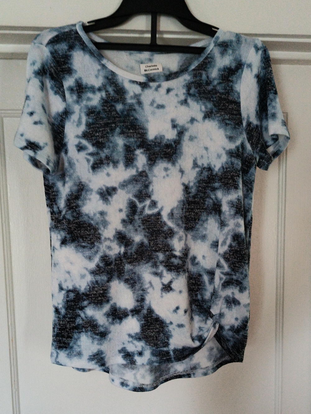 Charlotte Russe Black and White Tie-Dye Short Sleeve Tee